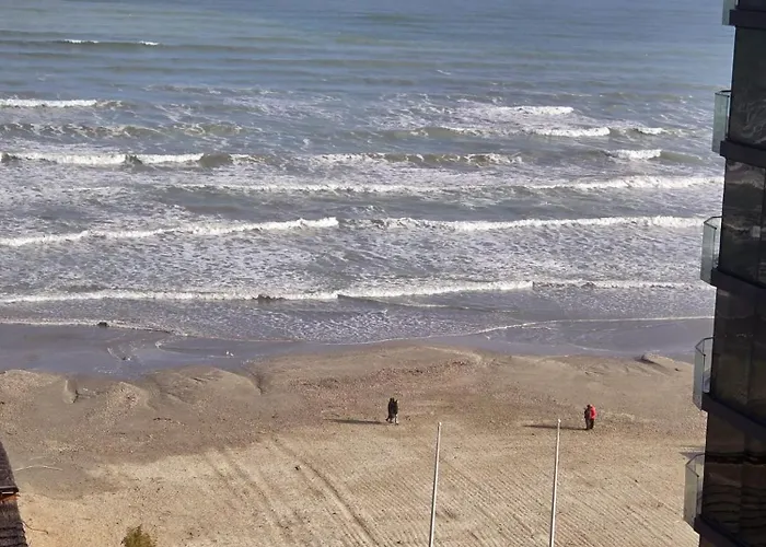 Zen Promenada Mamaia Nord Апартаменты